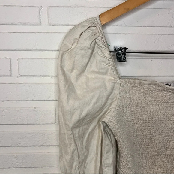 Gianni Bini Neutral Square Neck Smock Long Sleeve Crop Top, Women’s Size Medium - Picture 4 of 8